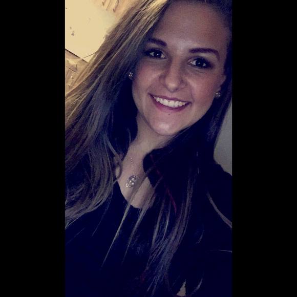 Meet your Posher, Alexandria - Picture 1 of 1